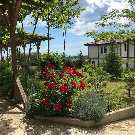 Bed and Breakfast Vis Velika Esterno foto